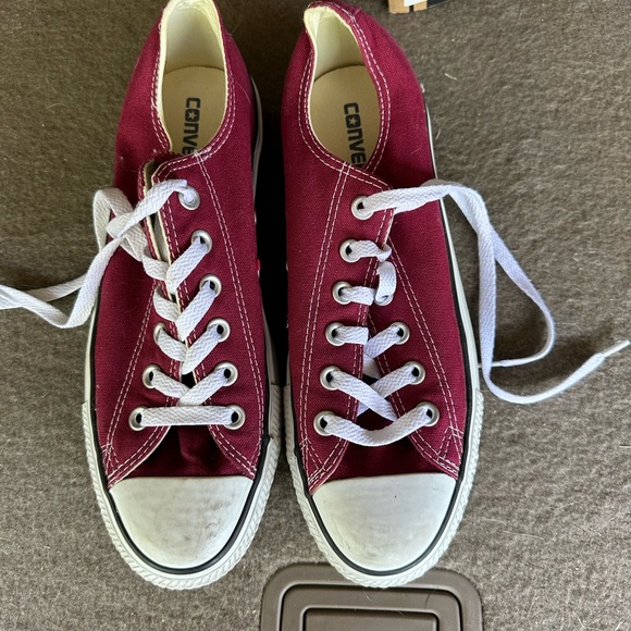 Converse - Picture 3 of 8